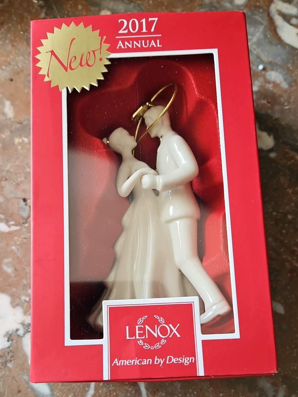 NWT 2017 Lenox Bride And Groom Ornament